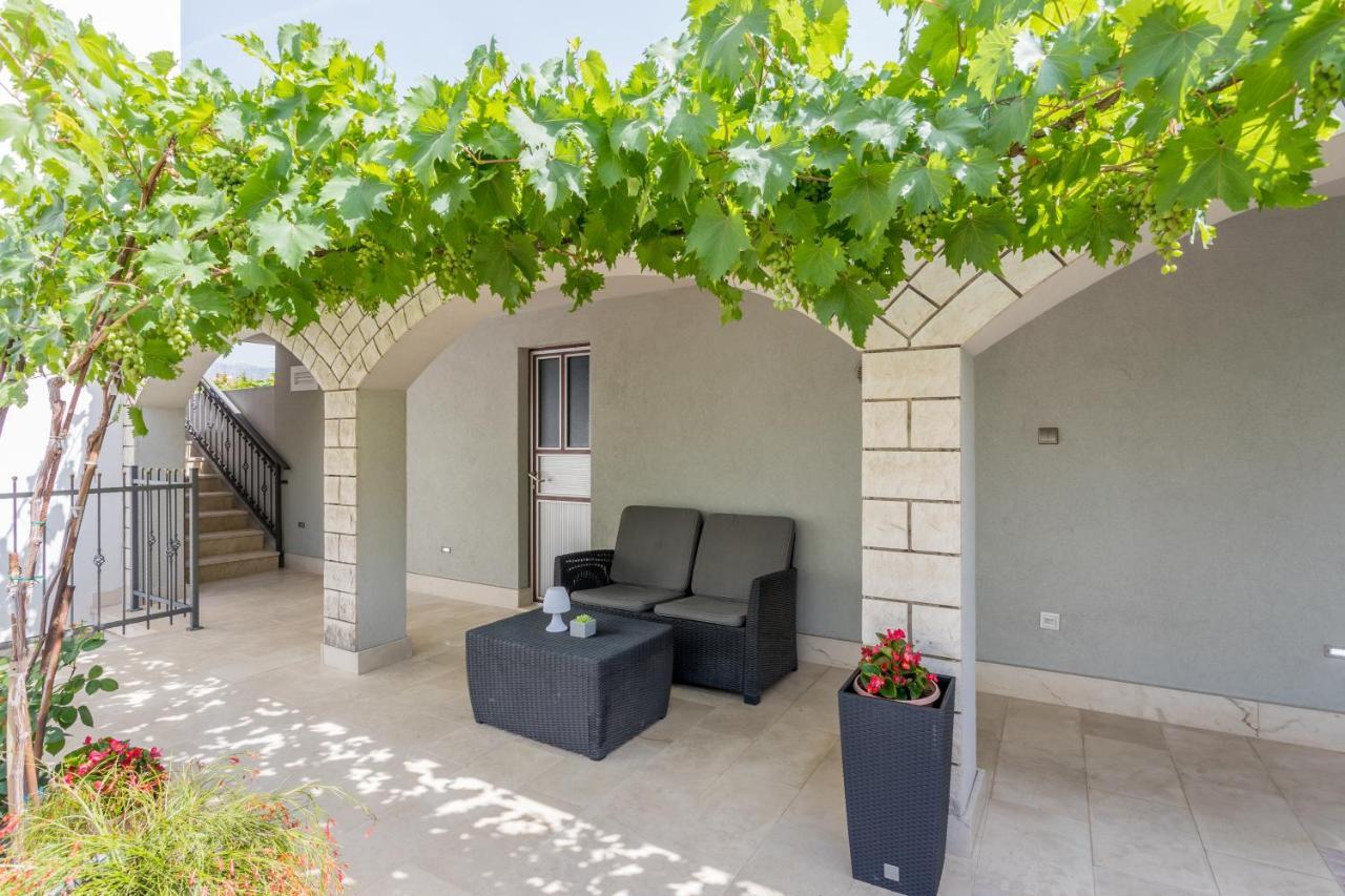 Garden Apartment Dina With Free Parking Split Kültér fotó