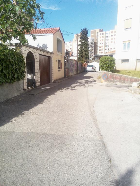 Garden Apartment Dina With Free Parking Split Kültér fotó